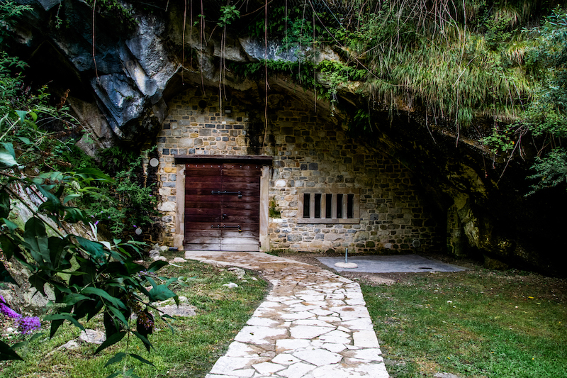 Grotte del Caglieron, Grotta San Lucio, formaggio di grotta - Fregogna (TV)