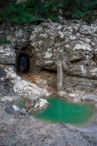 Ingresso Grotta nascosta - Lago del Mis (Belluno)