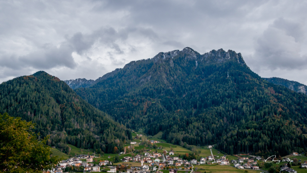 Vista dalla Cappella sul Colaor