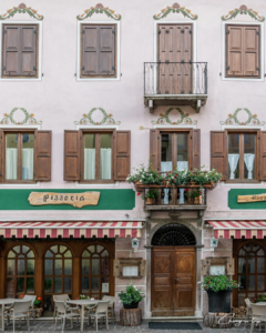 Palazzi di Fiera di Primiero