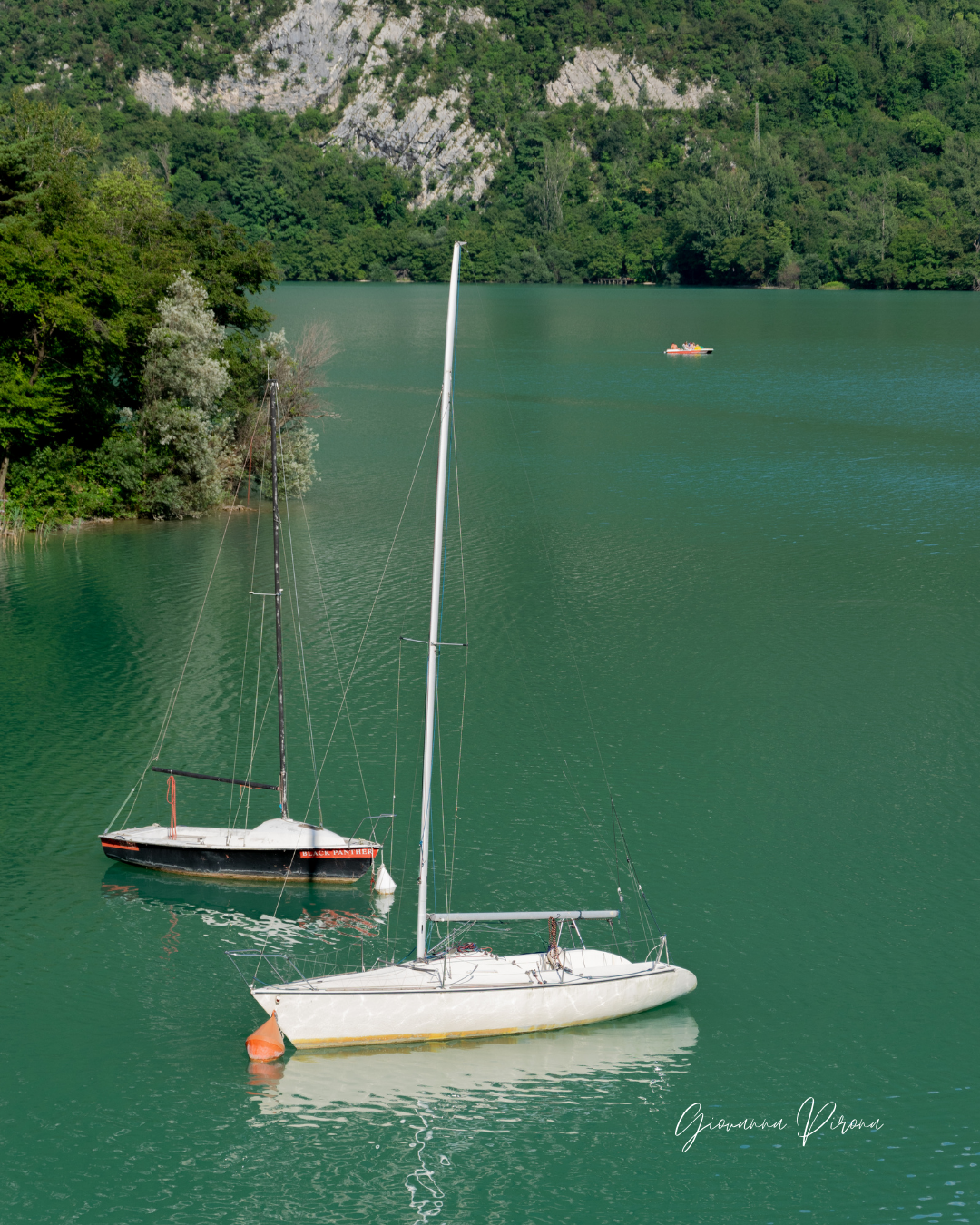 Barca a vela al Lago di Cavazzo