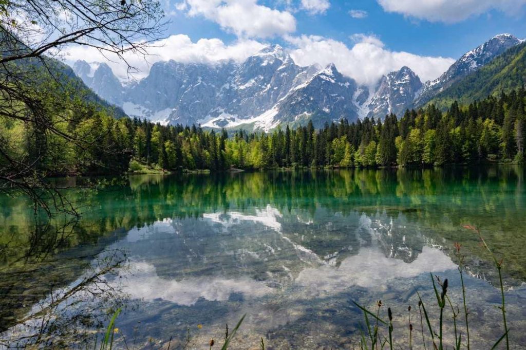 Laghi di Fusine (UD) - Friuli Venezia Giulia foto di @_jpeg_photo 